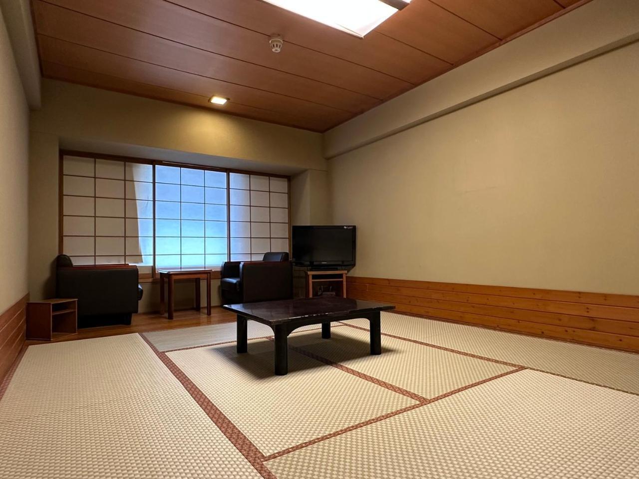 Atami New Fujiya Hotel Exterior photo