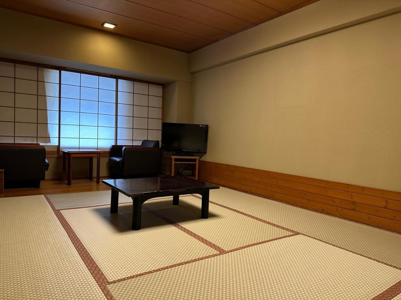 Atami New Fujiya Hotel Exterior photo