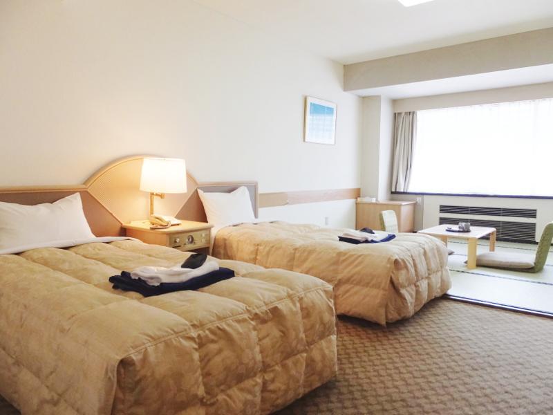 Atami New Fujiya Hotel Exterior photo